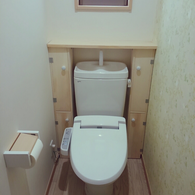快適なトイレ空間は機能的な収納術で決まる Roomclip Mag 暮らしとインテリアのwebマガジン