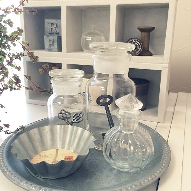 あなたはやった?セリアの薬瓶アレンジ