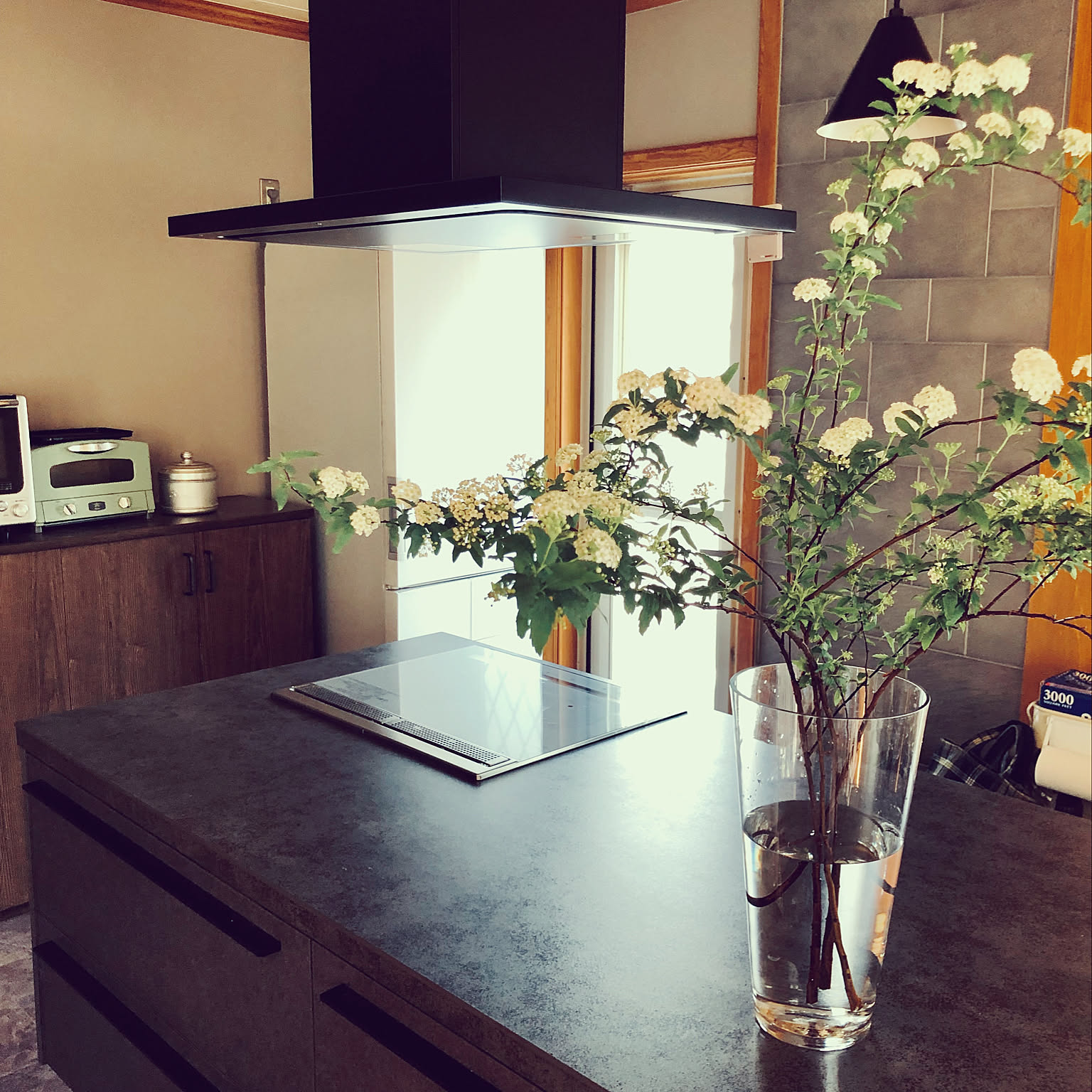 何色にも染まらない強味♡存在感のブラックインテリア