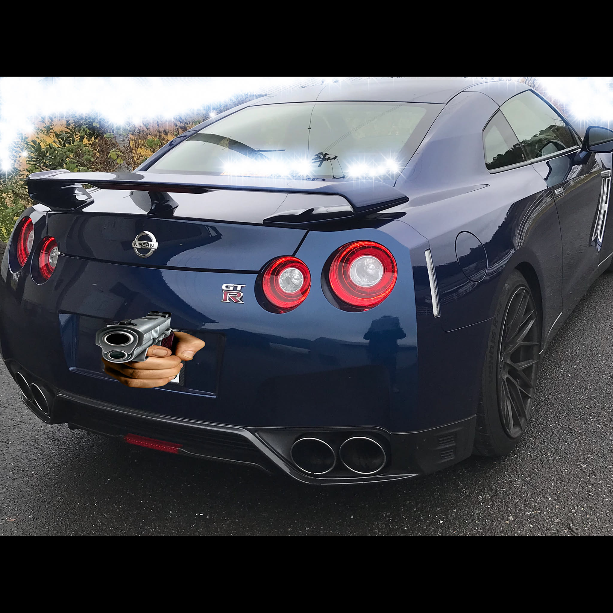 5586127