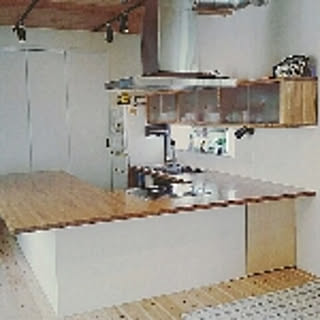 sky-white-box
