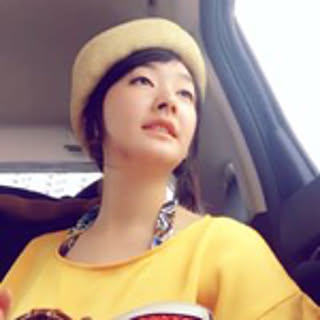 Yi