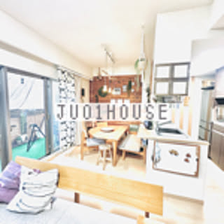 ju01HOUSE