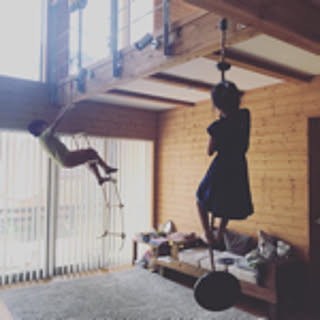t_e_s_k_house