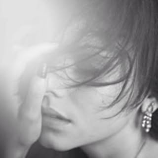 r.moon.perfume