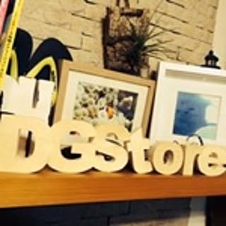 CustomDGStore