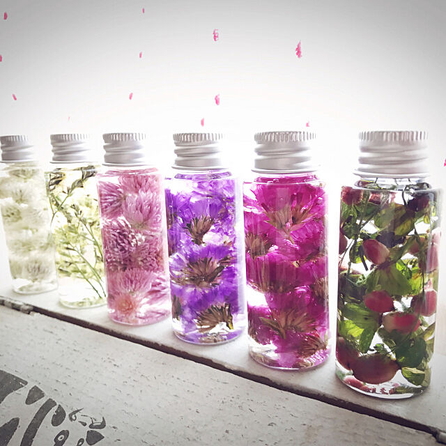 ガラス瓶×植物は好相性♡癒されること間違いなしの実例集