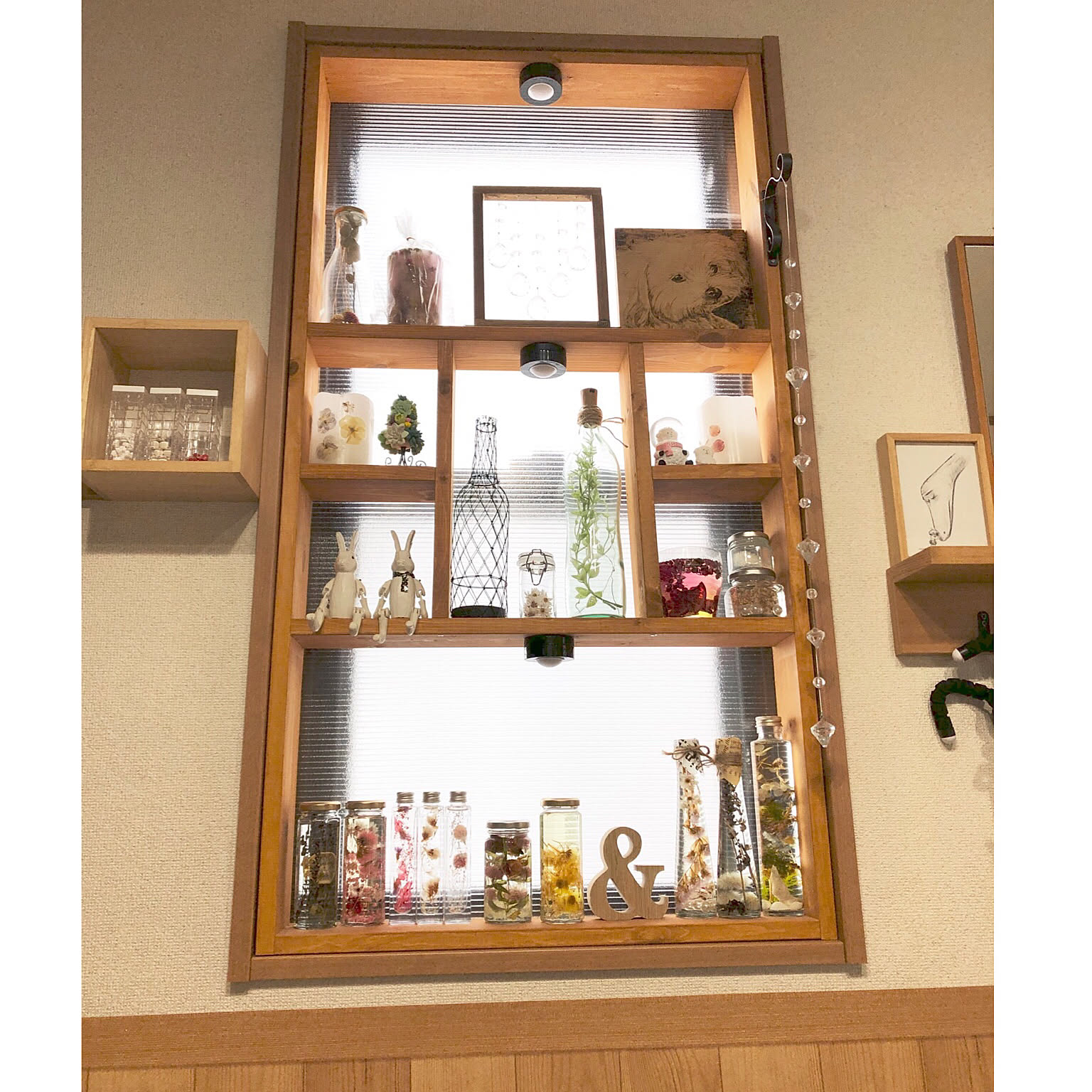 窓枠で暮らしに変化を♡自分だけの窓枠を作るDIYアイデア