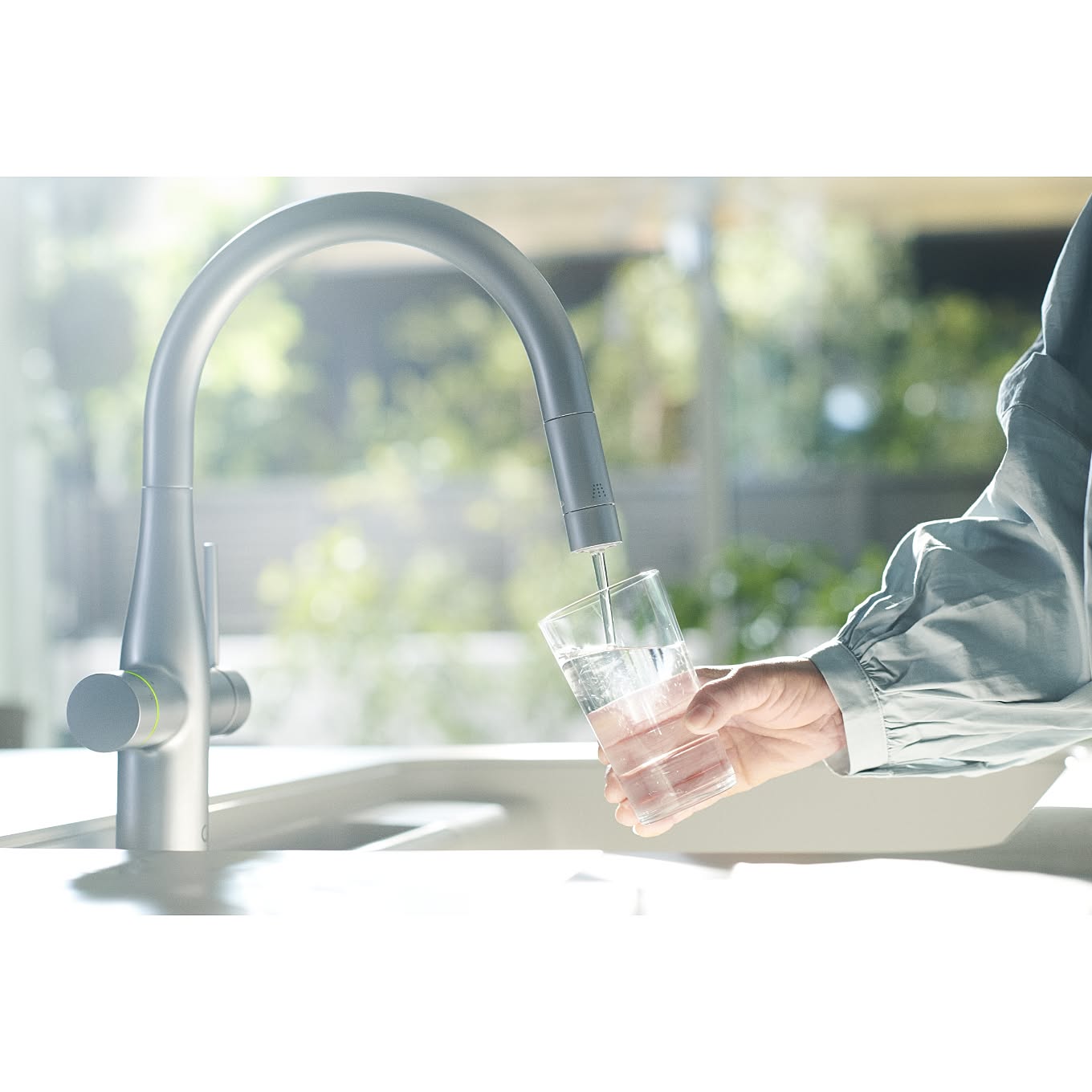 【無料モニター】水道水をおいしく♪Suntoryと共同開発したLIXILのミネラル浄水栓を3名様にプレゼント！