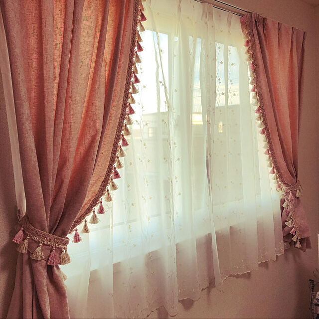 カーテンはお部屋のポイントになる！ニトリのデザイン豊富なカーテン10選