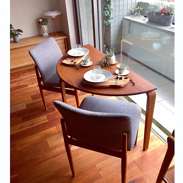 商売 要問い合せ♥️お家でカフェ空間♥️モダンスタイル　テーブル　チェア　白　セット センターテーブル