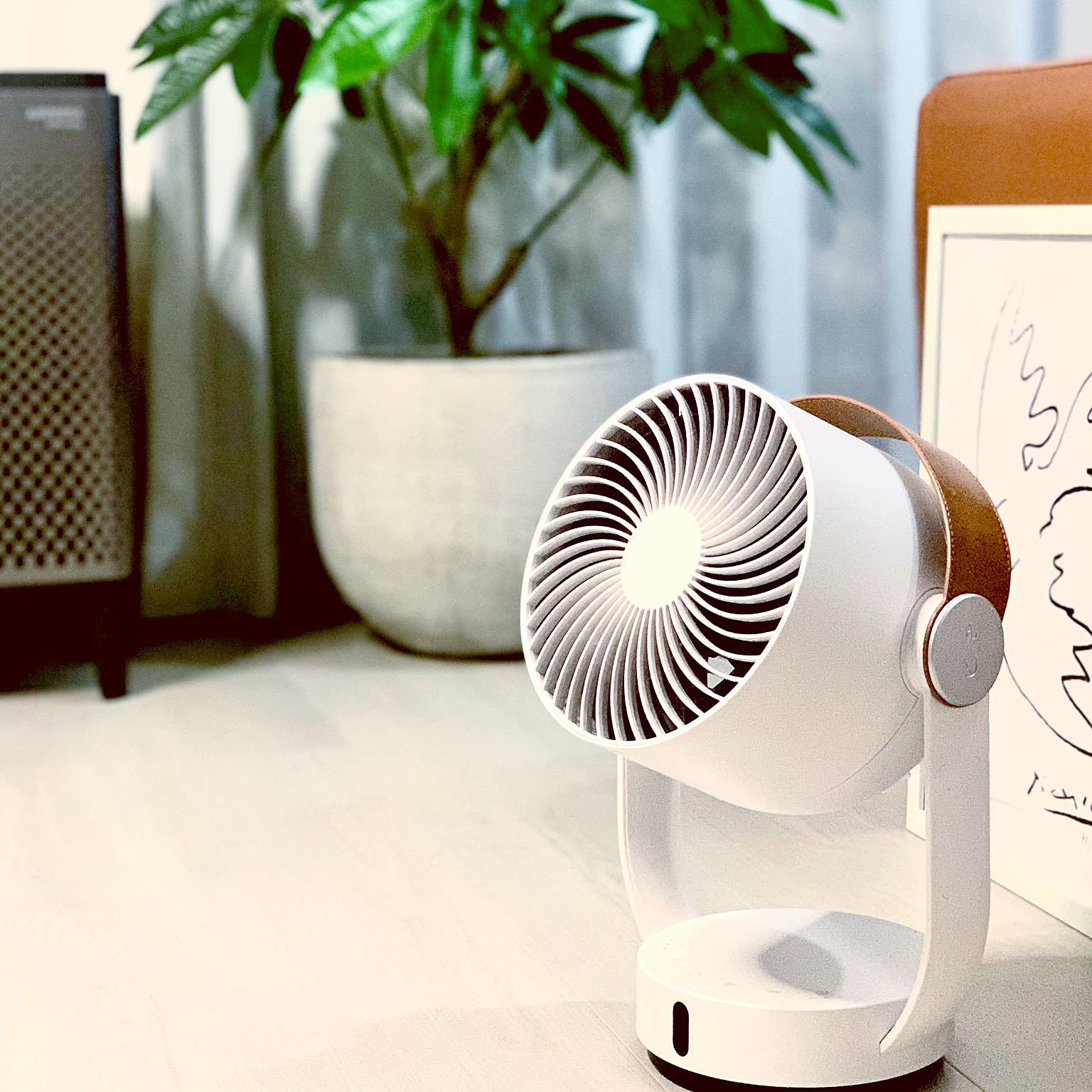 見た目も機能もゆずれない！3DサーキュレーターのLeoがある暮らし