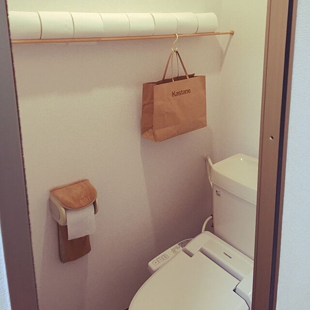落ち着ける空間 トイレを清潔でシンプルに保つ10のコツ Roomclip Mag 暮らしとインテリアのwebマガジン