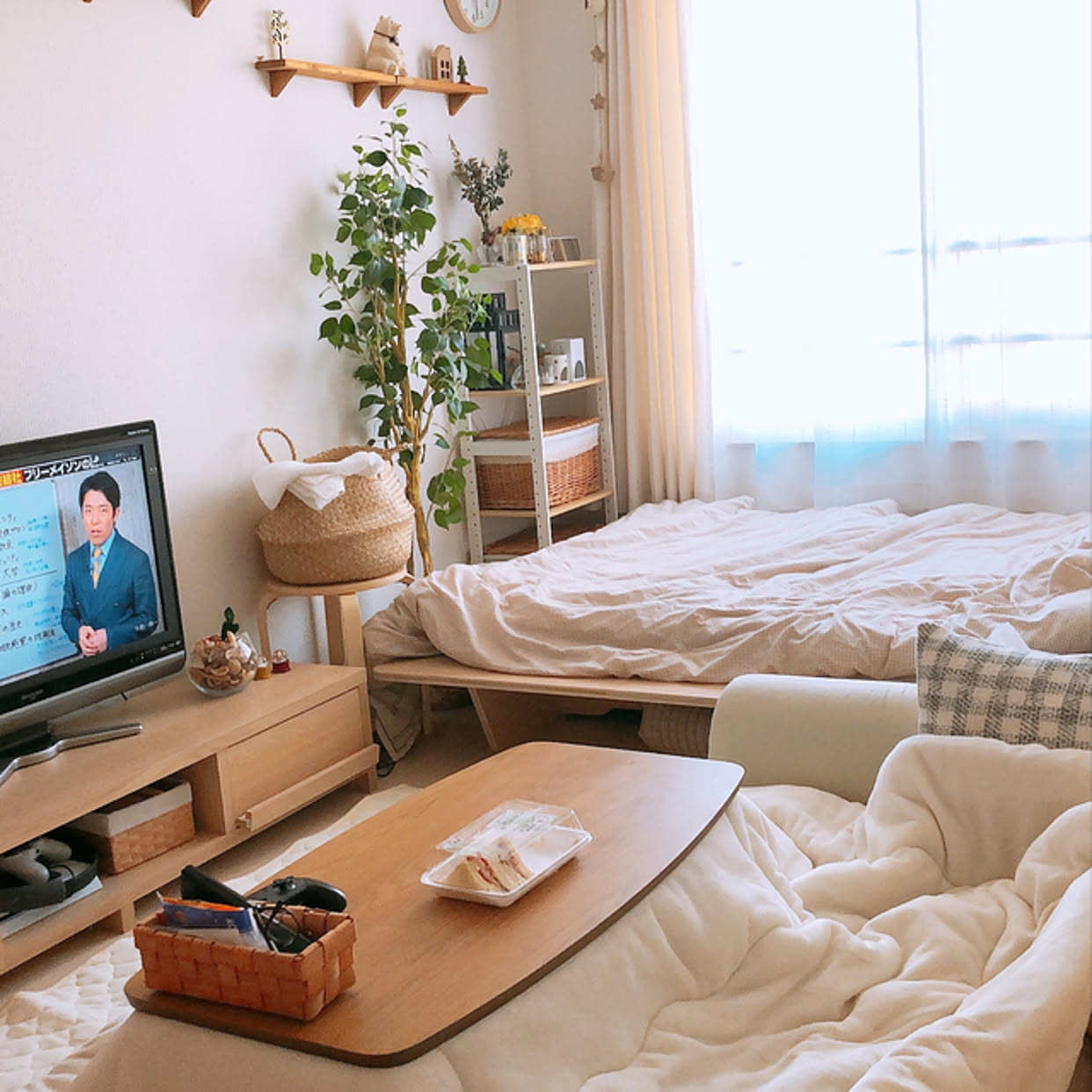折りたたみテーブル/IKEA/一人暮らしインテリア/リラックス/ニトリ&hellip;などのインテリア実例 20210206 132110