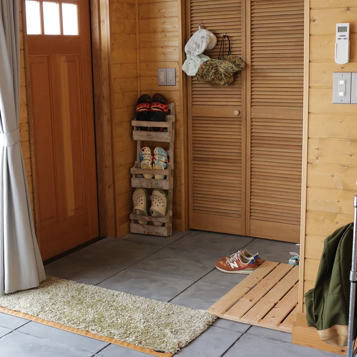 玄関/入り口/シンプルライフ/断捨離/玄関マット/土間のある暮らし&hellip;などのインテリア実例 20160607 140919