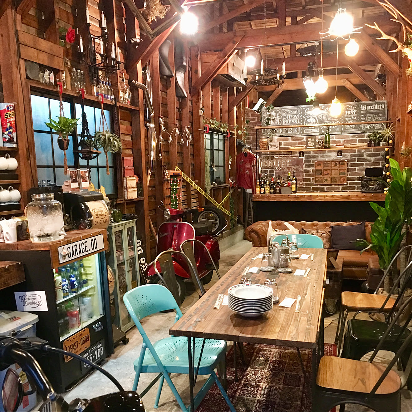 ダイニング/カフェ風インテリア/バイクガレージ/セルフリノベーション/倉庫カフェ&hellip;などのインテリア実例 20190715 02