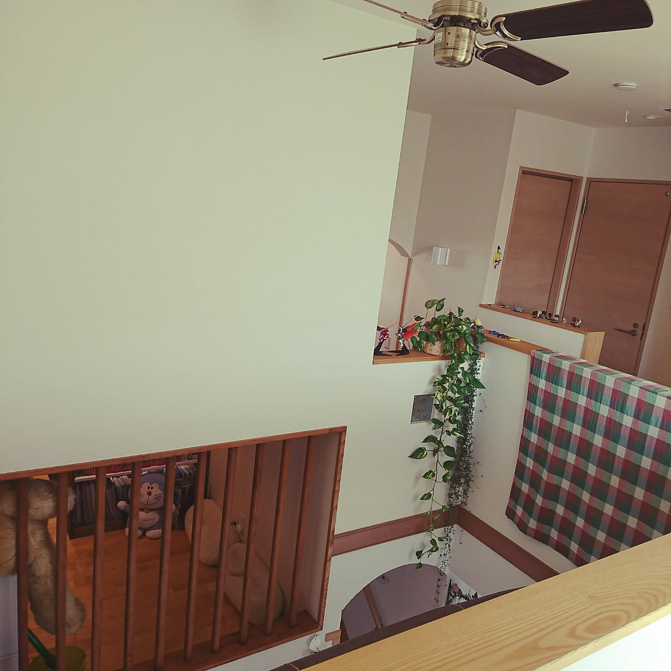 部屋全体/楽天で買ったもの/ガラスブロック/中二階/木工雑貨&hellip;などのインテリア実例 20170302 163428