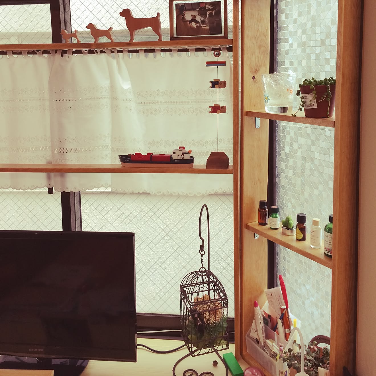 部屋全体/出窓ディスプレイ/出窓棚/出窓のインテリア/DIY&hellip;などのインテリア実例 20150413 091701