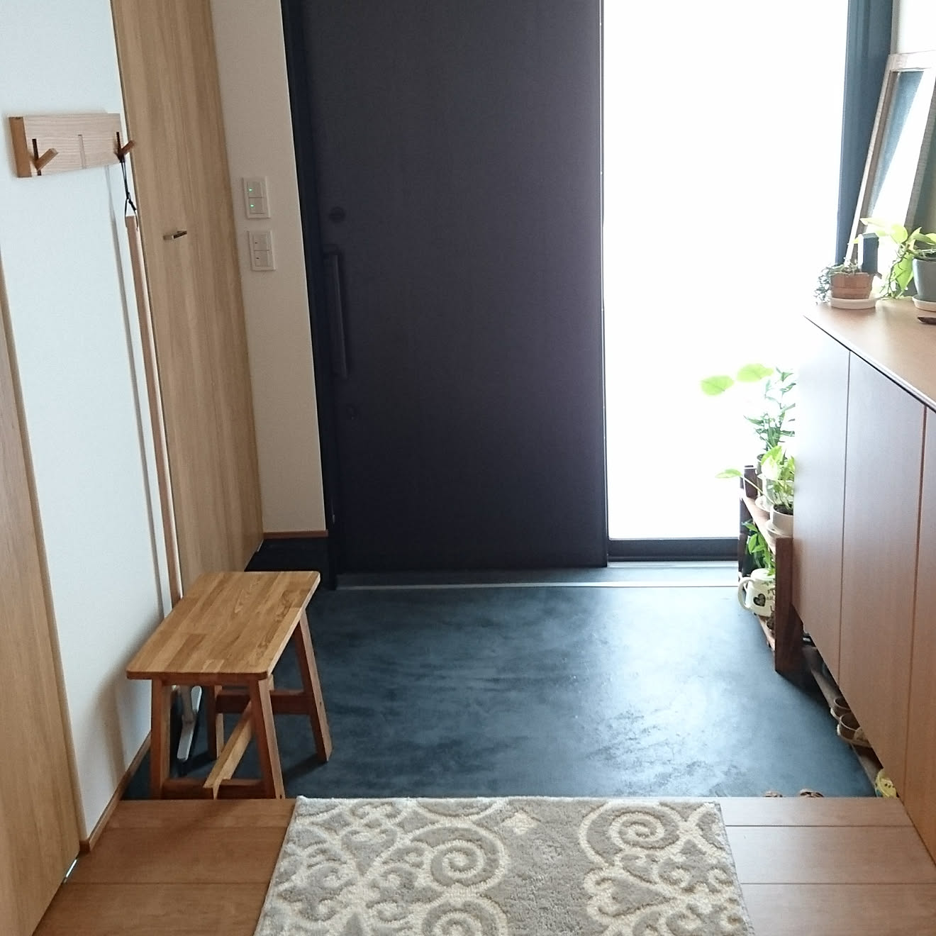 玄関/入り口/無印良品/オーク材/無印良品 壁に付けられる家具/スツール&hellip;などのインテリア実例 20171011 083858