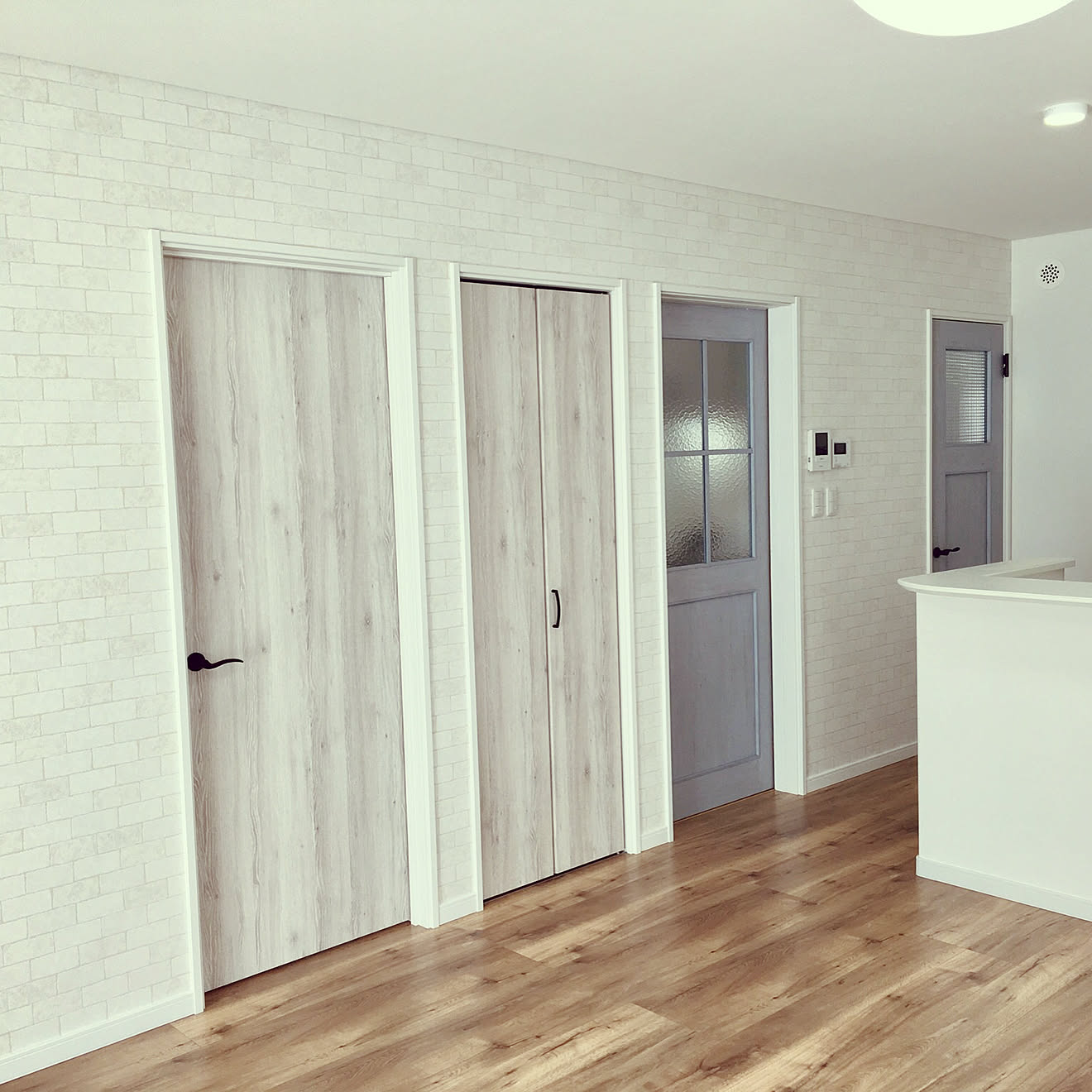 部屋全体/キャラメル色/オーク柄/アートクチュールドゥーズ/NODA...などのインテリア実例 20180531 185109