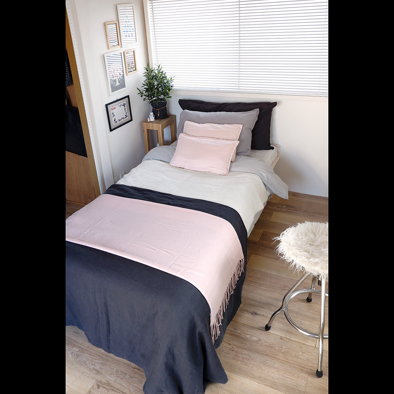 ベッド周り/H&M HOME/IKEA/シングルベッド/北欧...などのインテリア実例 20181111 122242 ｜ RoomClip（ルームクリップ）