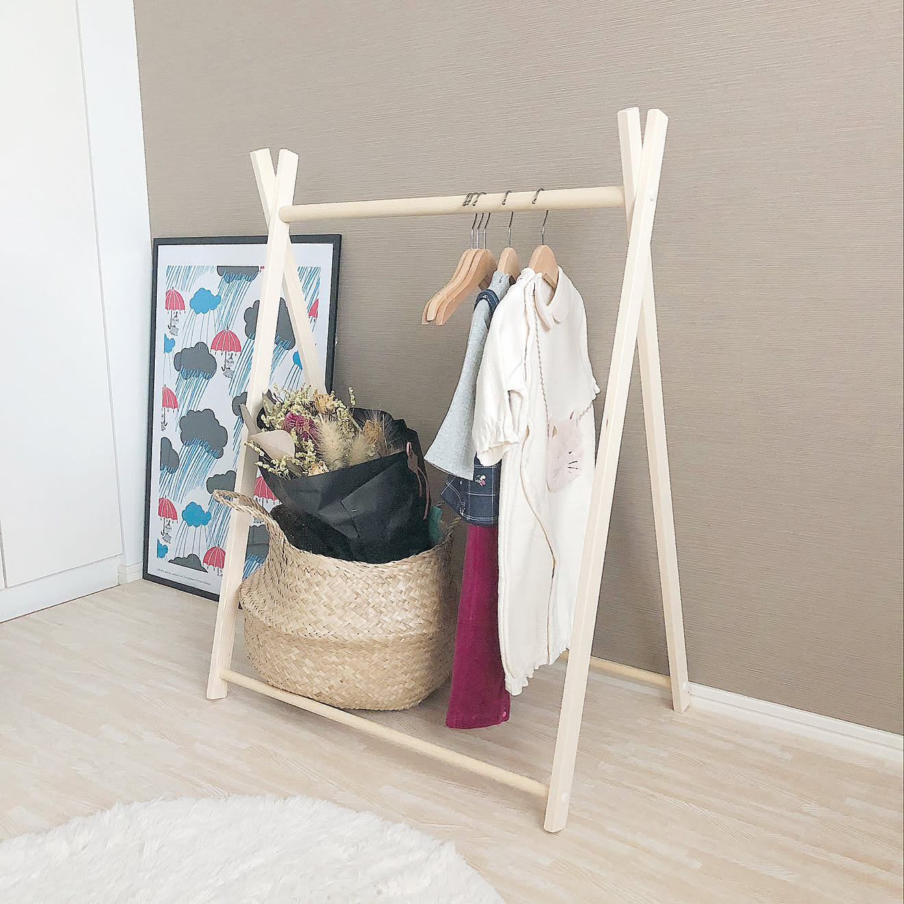 NY ABCカーペット＆ホームのアンティーク キッズハンガーラック