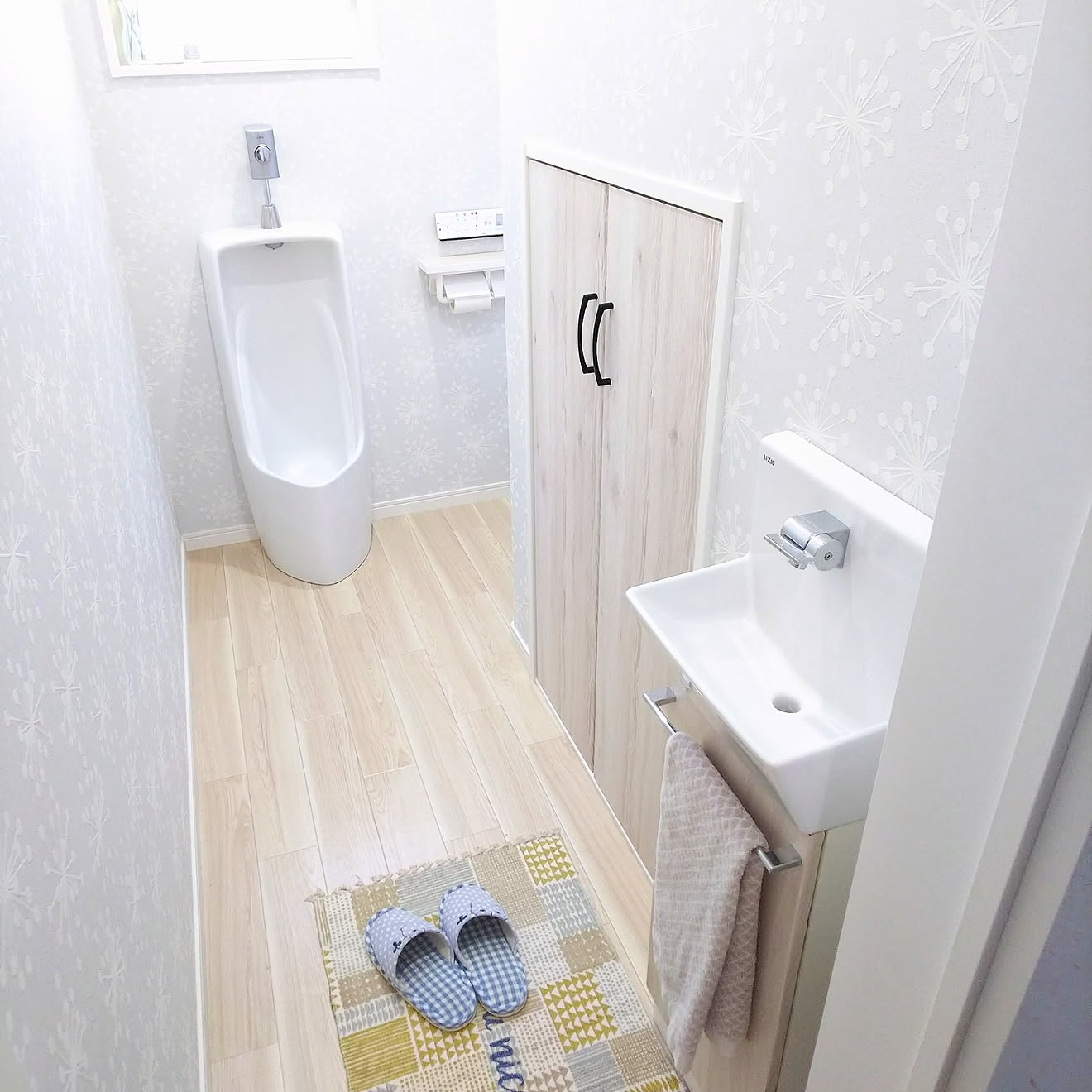 バス/トイレ/北欧ナチュラル/ブルーグレーの壁/トイレの壁/サンゲツ壁紙&hellip;などのインテリア実例 20190211 211815