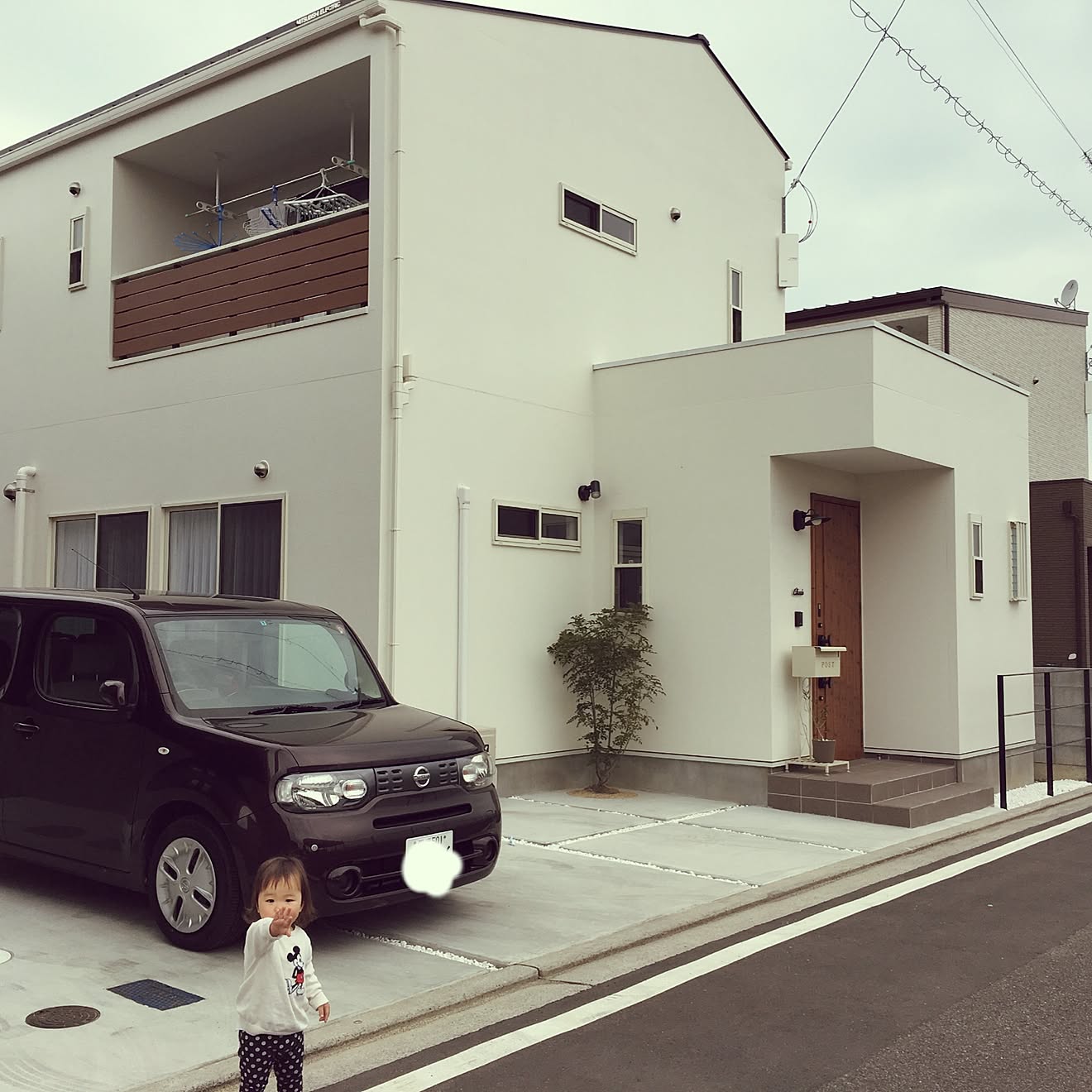 玄関/入り口/小さなお家/外観/シマトネリコ/シンボルツリー&hellip;などのインテリア実例 20170330 025620