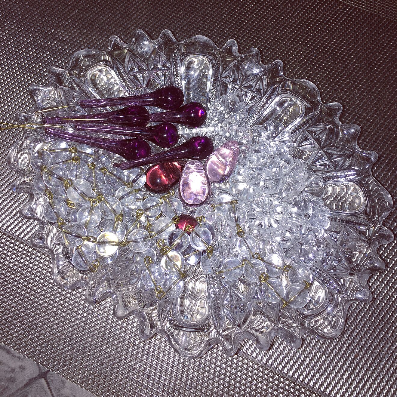 クリスタルガラス/シャンデリアパーツ/カラークリスタルガラス/スワロフスキー/リメイクなどのインテリア実例 - 2015-09-01