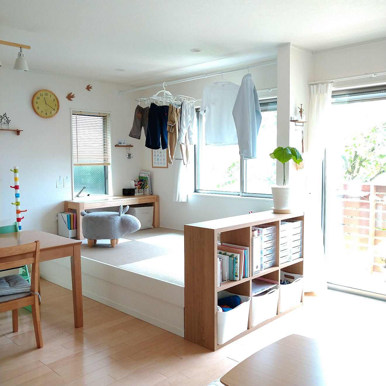 部屋全体/部屋干しスペース/男の子3兄弟/子供のいる暮らし/ナチュラルインテリア&hellip;などのインテリア実例 20200623 11