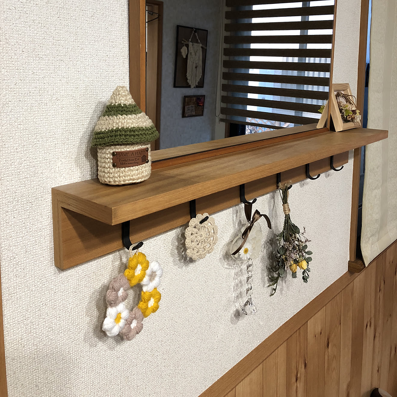 壁/天井/無印良品 壁に付けられる家具/ベルメゾンの鏡/orin ちゃんの作品♡/maiちゃんのサンキャッチャーのインテリア実例 2018