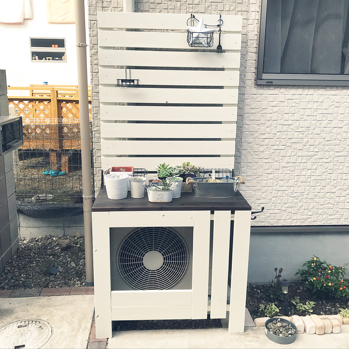 棚/室外機カバーDIY/DIY初心者/ウォールナット/ガーデニング&hellip;などのインテリア実例 20181017 143557