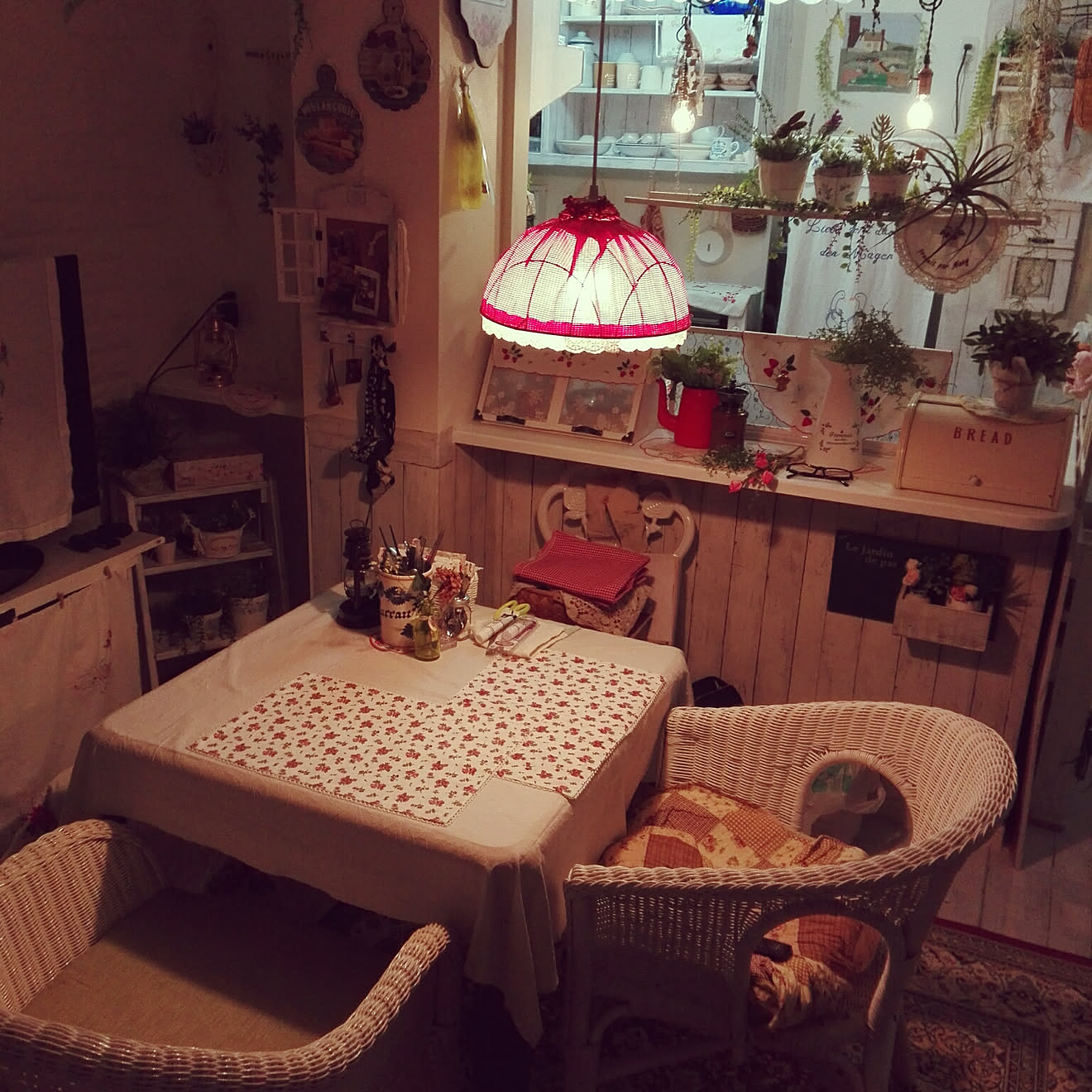 部屋全体/おうちカフェ/かご大好き♡/アンティークレース/インテリア&hellip;などのインテリア実例 20170810 115649
