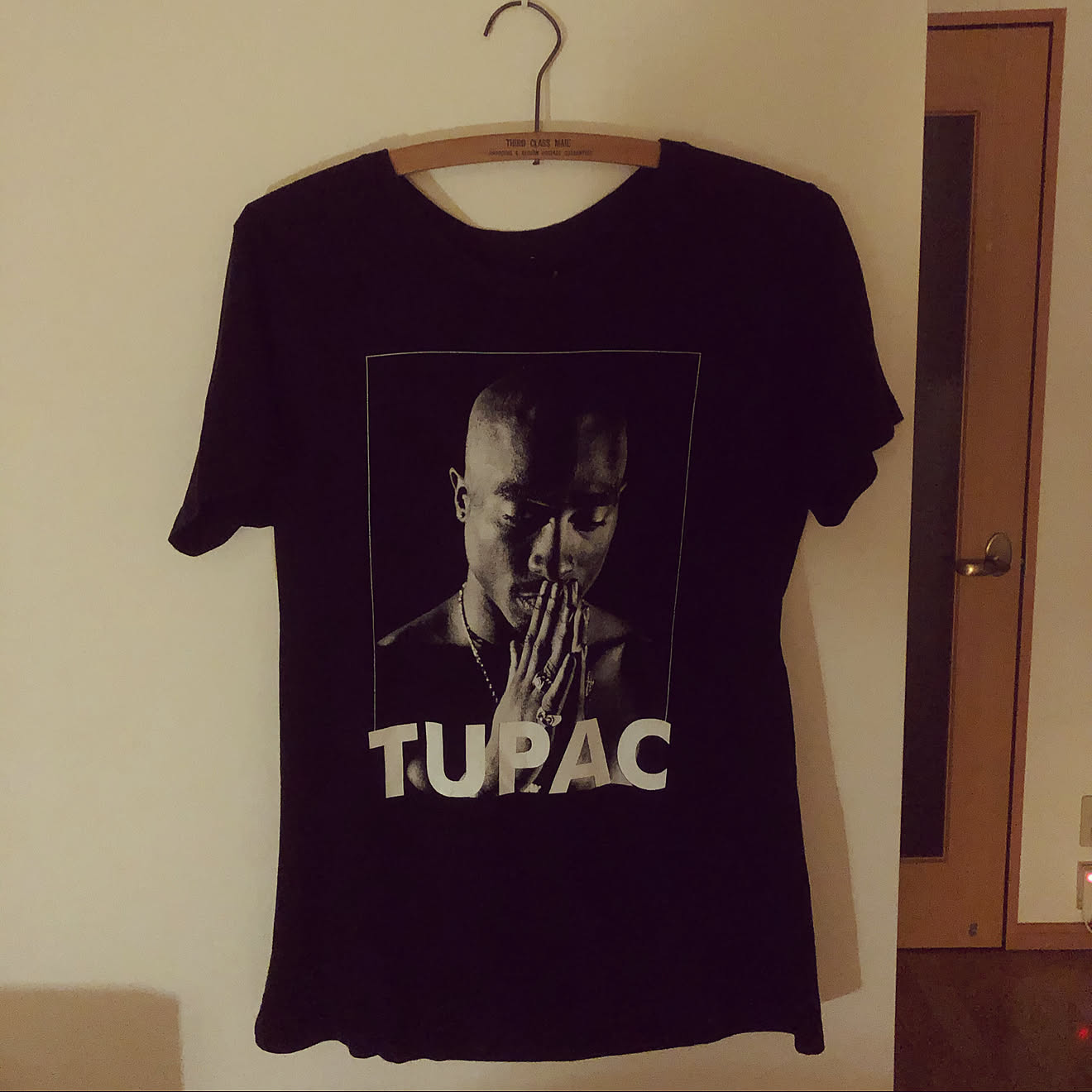 音楽×インテリア/90年代/Tシャツを飾る/hiphop/2PAC&hellip;などのインテリア実例 20200718 041436
