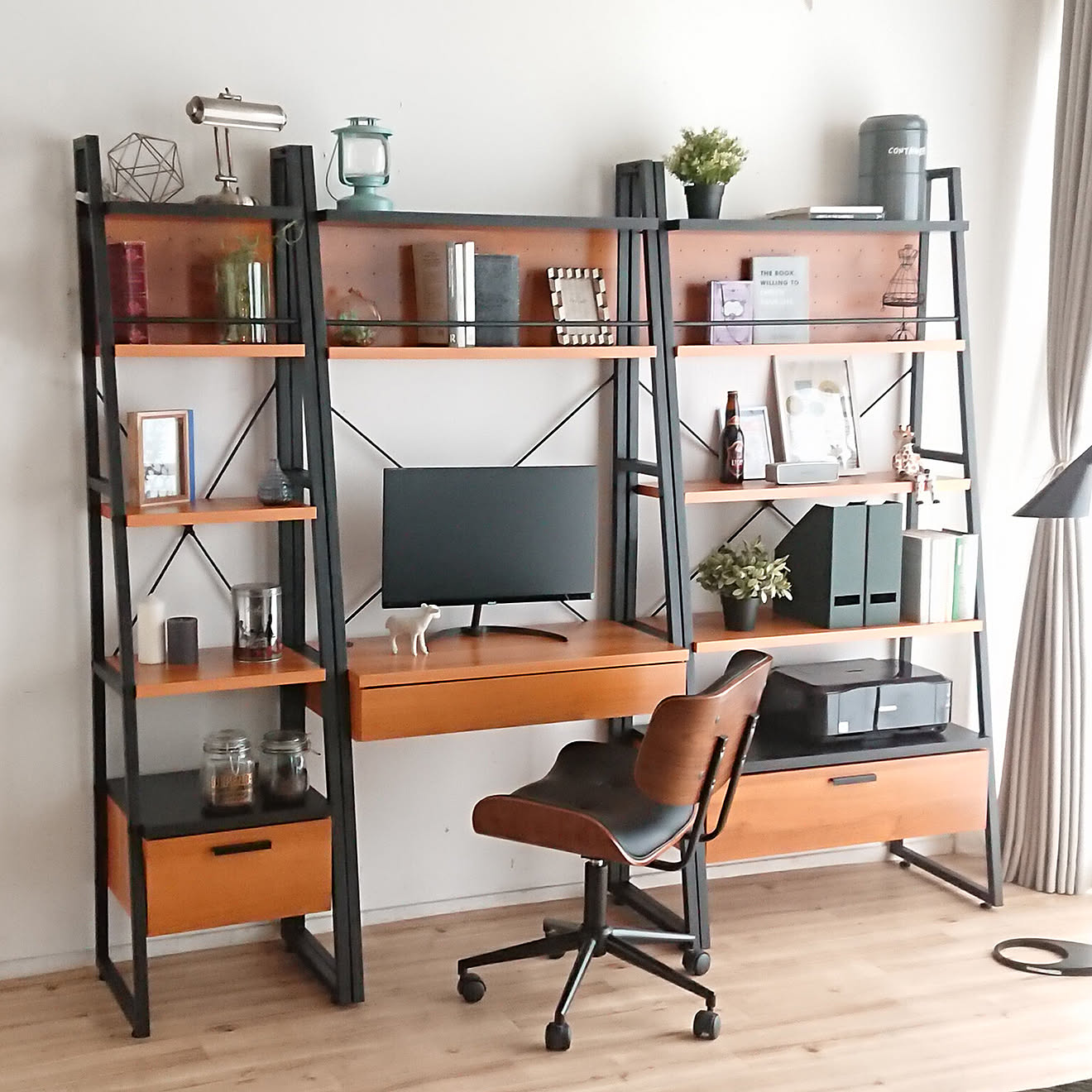 デスク/ウォールデスク/壁面収納/シェルフ/ラック...などのインテリア実例 20210326 181633 ｜ RoomClip