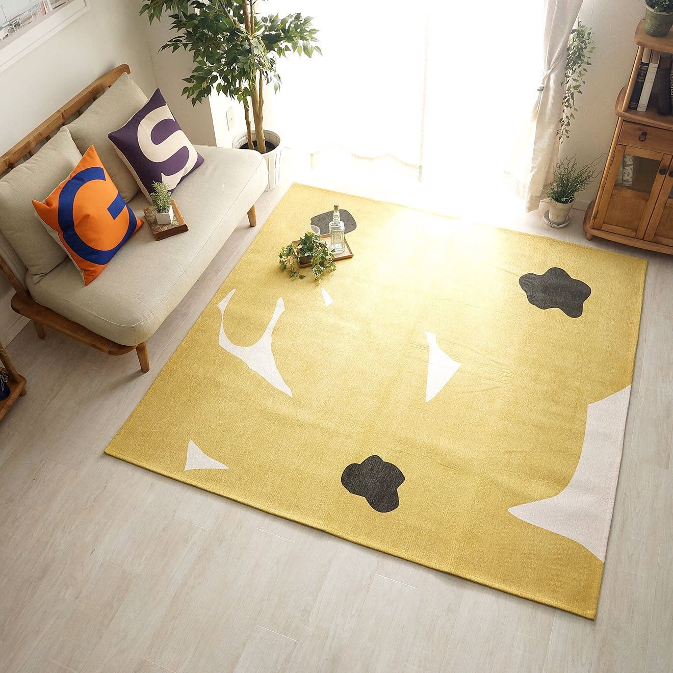 部屋全体/マリメッコ風/洗えるラグ/イエロー/北欧モダン...などのインテリア実例 20170821 100539