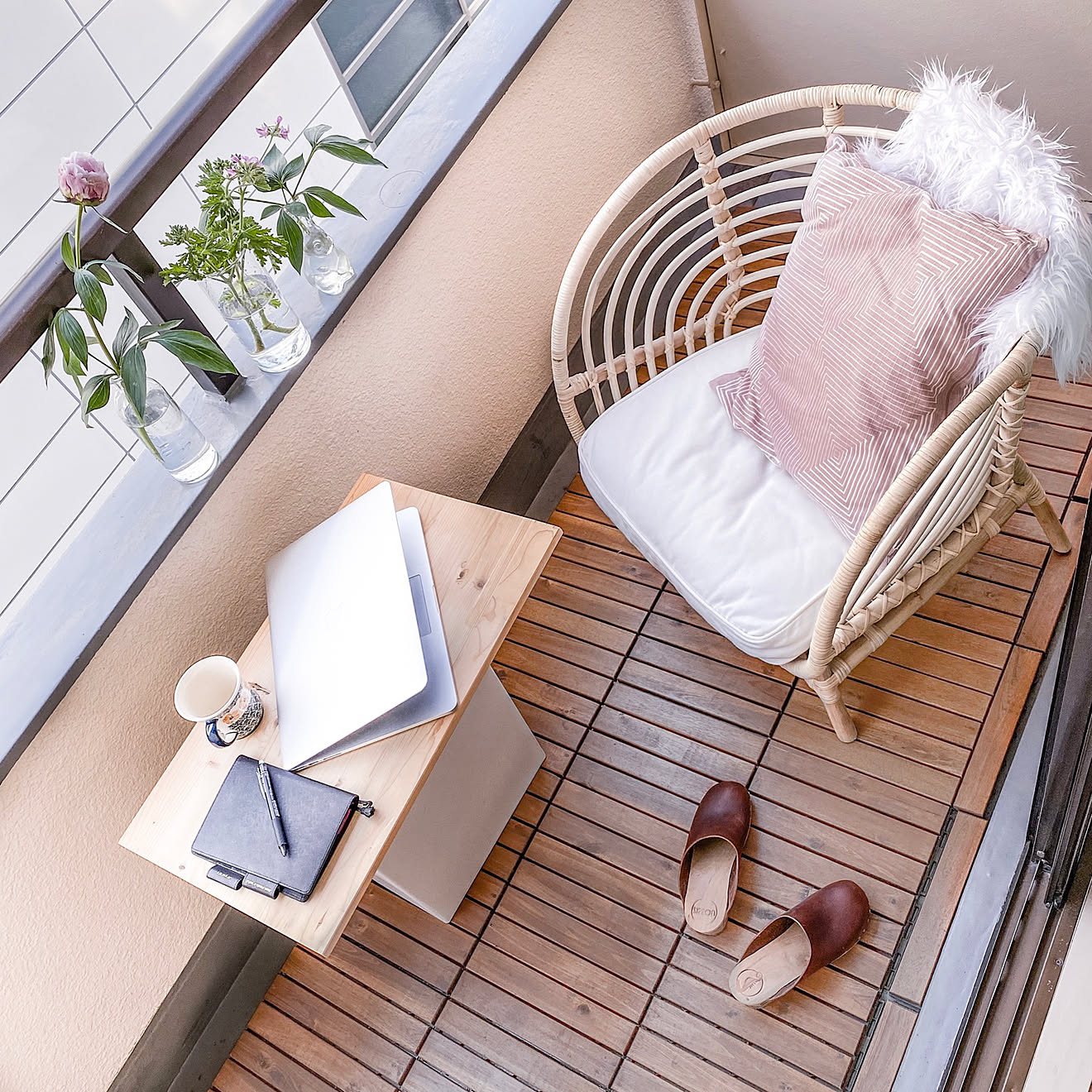 縁側ウッドデッキ/ナチュラルインテリア/H&amp;M HOME/1k 8畳/ベランダ&hellip;などのインテリア実例 20200501 1508