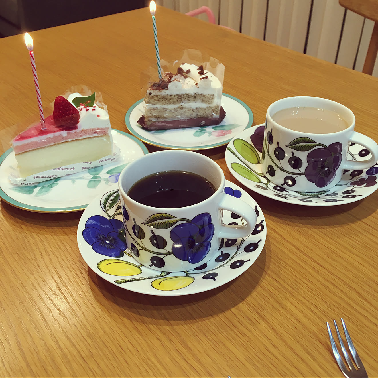 机/花柄/アラビア パラティッシ/ケーキのインテリア実例 20190120 213509 ｜ RoomClip（ルームクリップ）