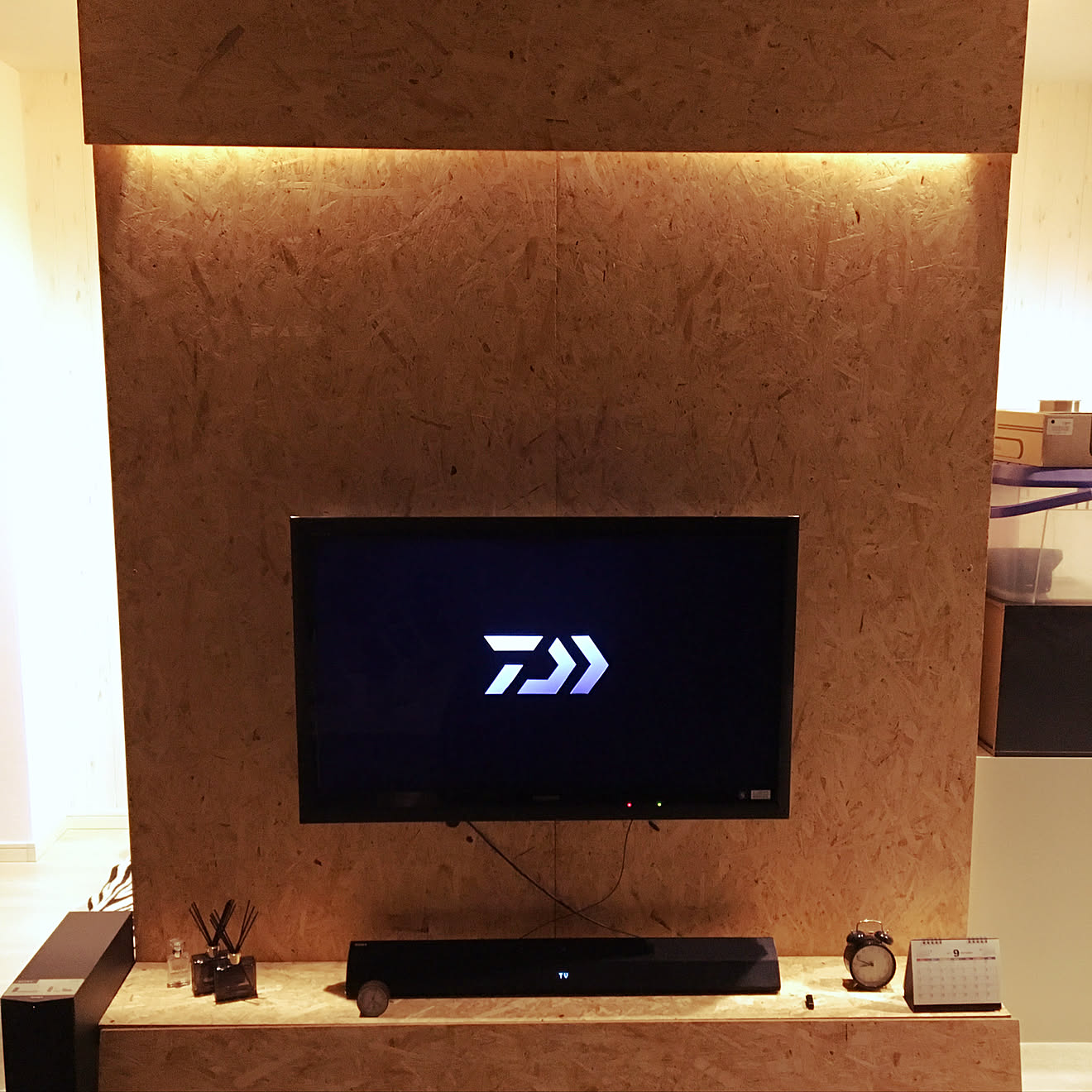 壁/天井/カインズホーム/壁掛けテレビ/ディアウォール/2×4材&hellip;などのインテリア実例 20170917 214907