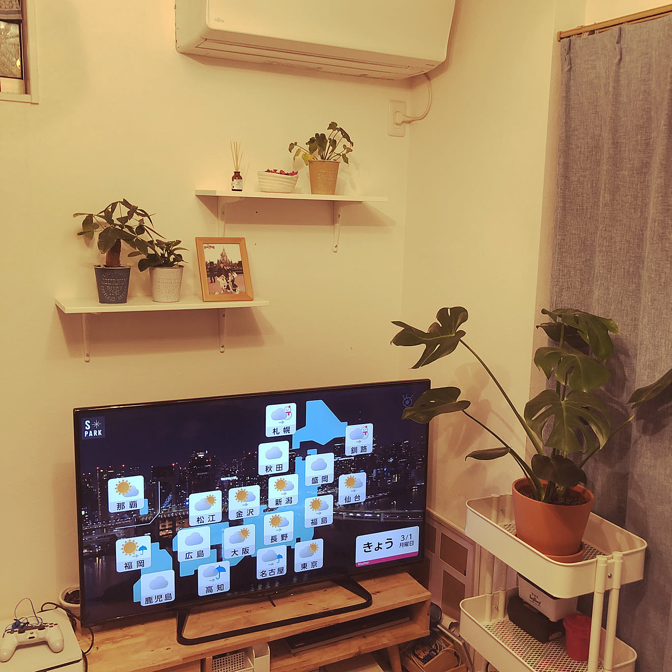 ウォールシェルフ IKEA/テレビ周り/ウォールシェルフ/IKEA/ナチュラル...などのインテリア実例 20210301 0027