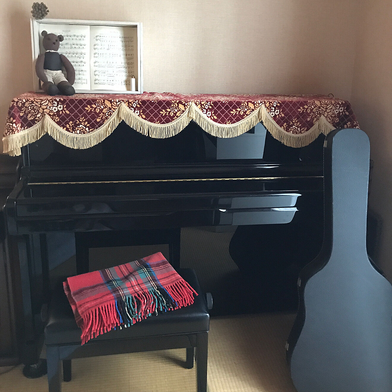ピアノ の 下 に 敷く もの 和室