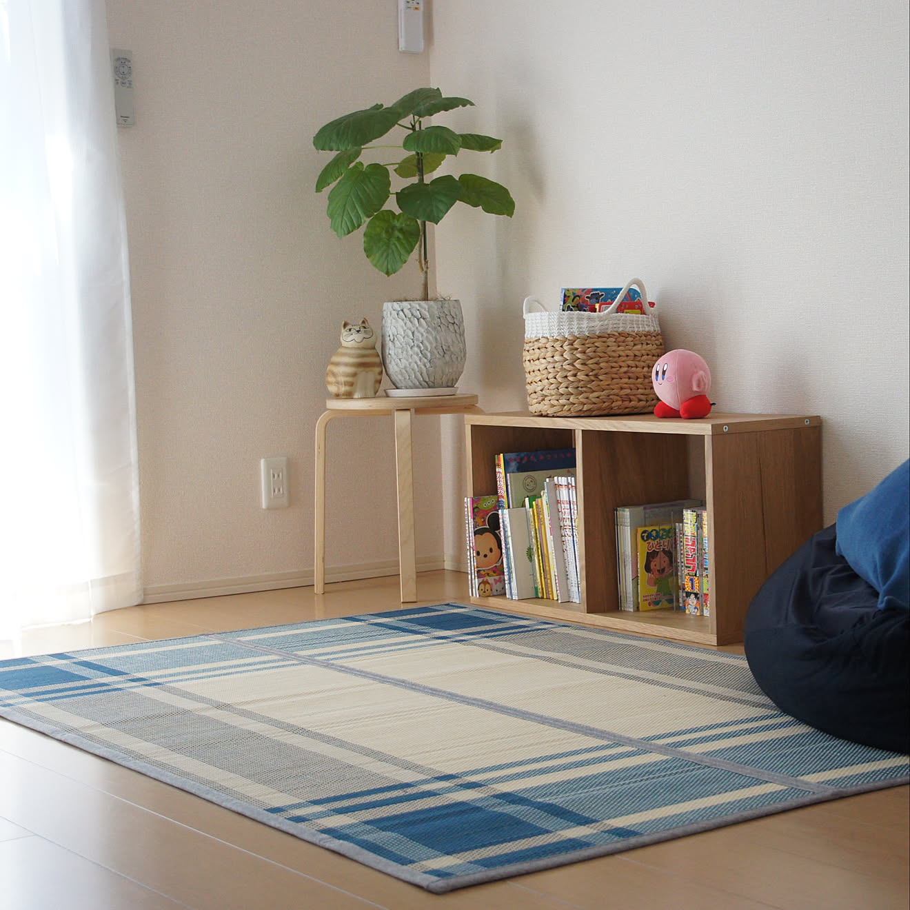 MODERNICAモダニカのラグ 子供部屋ラグミッドセンチュリーモダンレトロ 