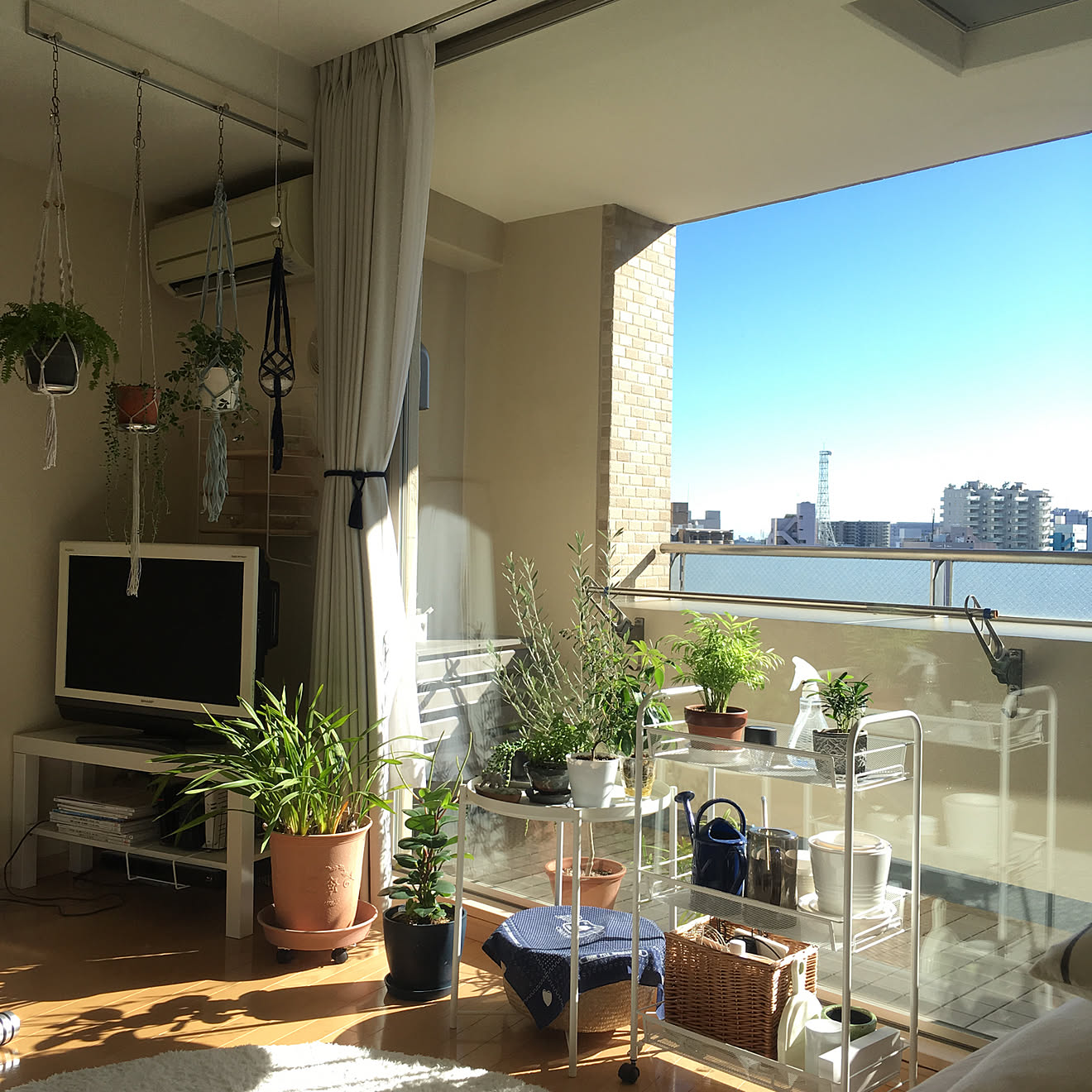 部屋全体/窓から見える景色/一人暮らし/賃貸でも諦めない！/1Rマンション&hellip;などのインテリア実例 20181228 1232