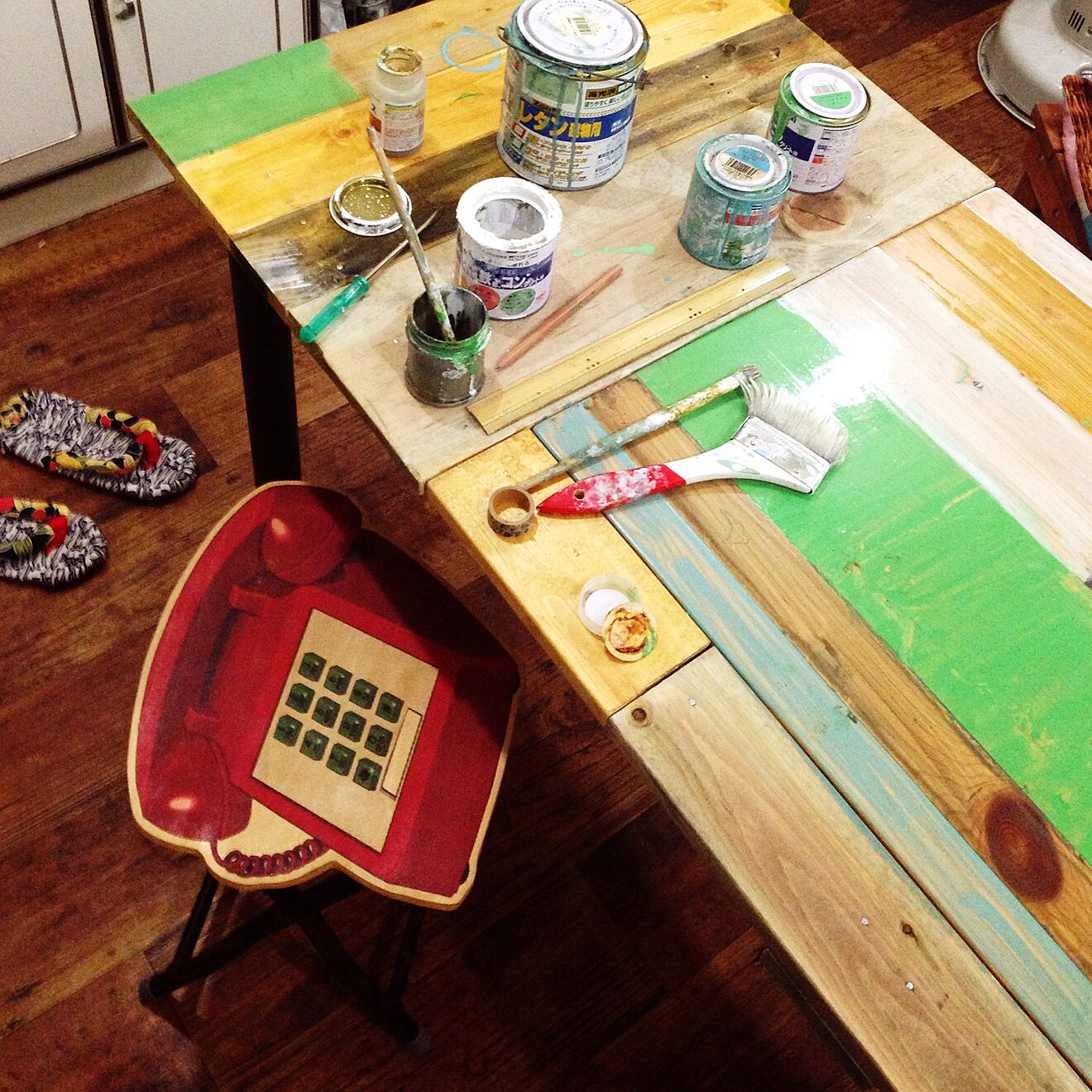 机/折りたたみ椅子/廃材リメイク/ペンキ塗り/テーブル DIY&hellip;などのインテリア実例 20150426 220626