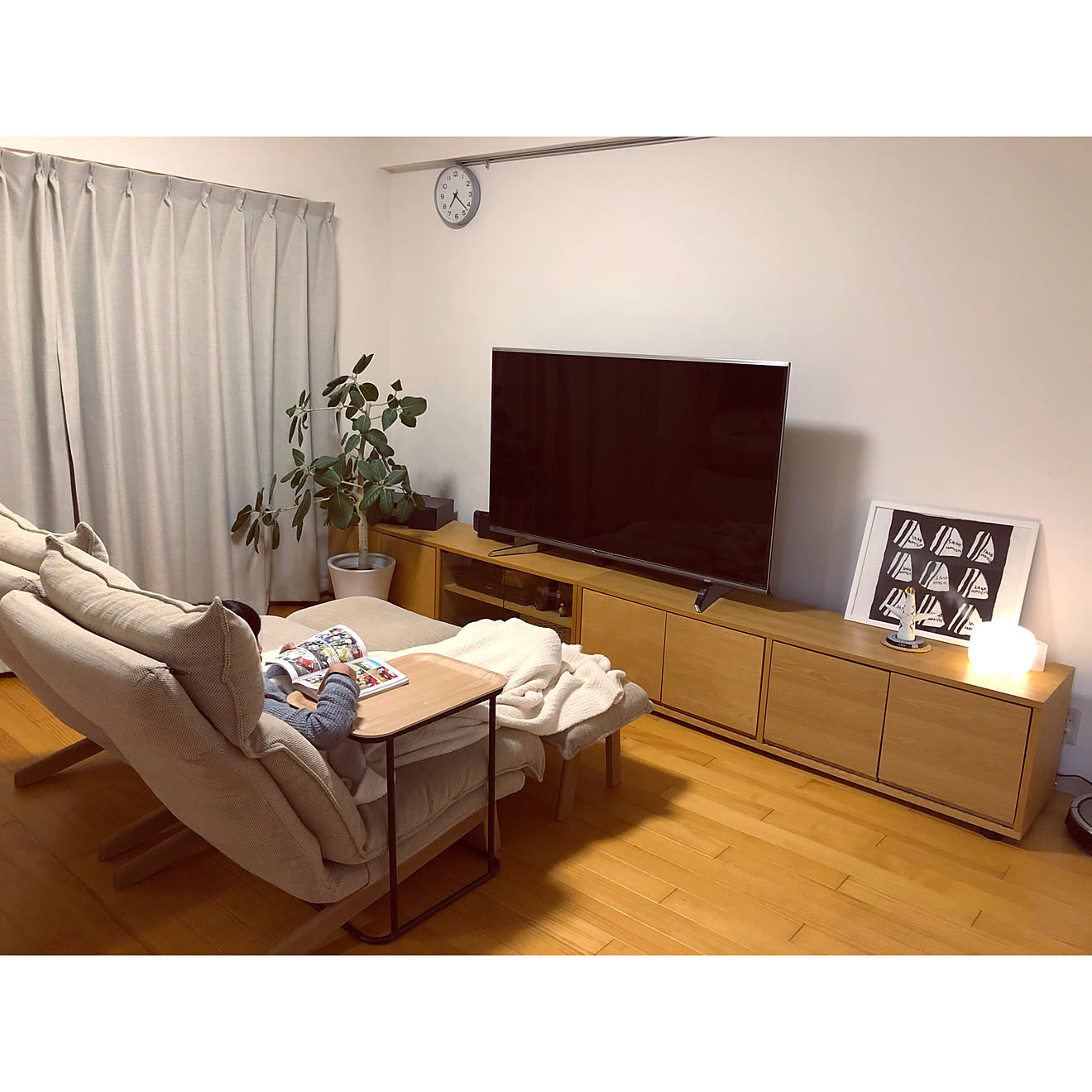 サイドテーブル/ブランケット/ハイバックリクライニングソファ/無印良品/ソファ&hellip;などのインテリア実例 20200202 1923