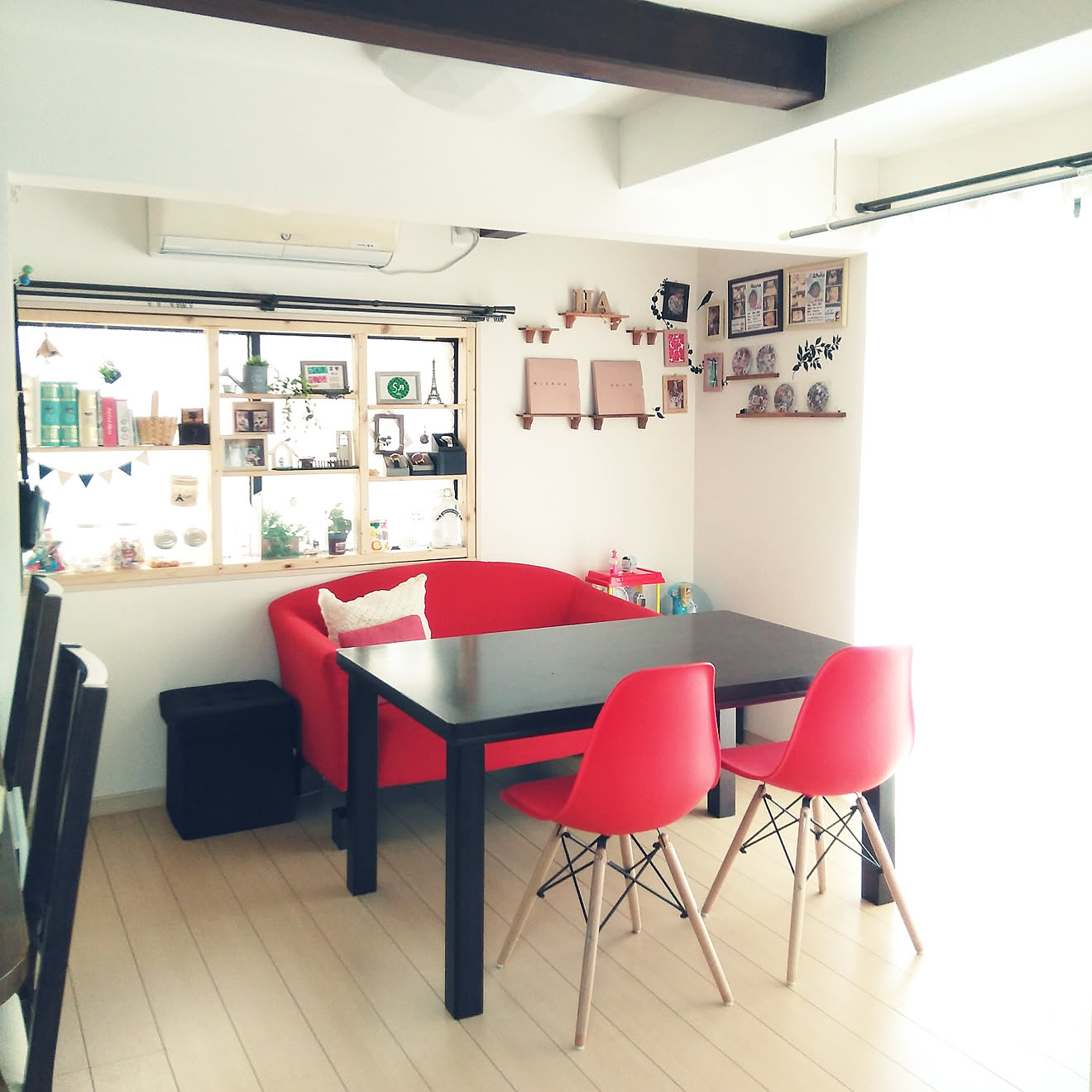 部屋全体/白×赤×茶/赤色大好き\ ︎//こどもと暮らす/おもちゃ収納のインテリア実例 20190529 084839