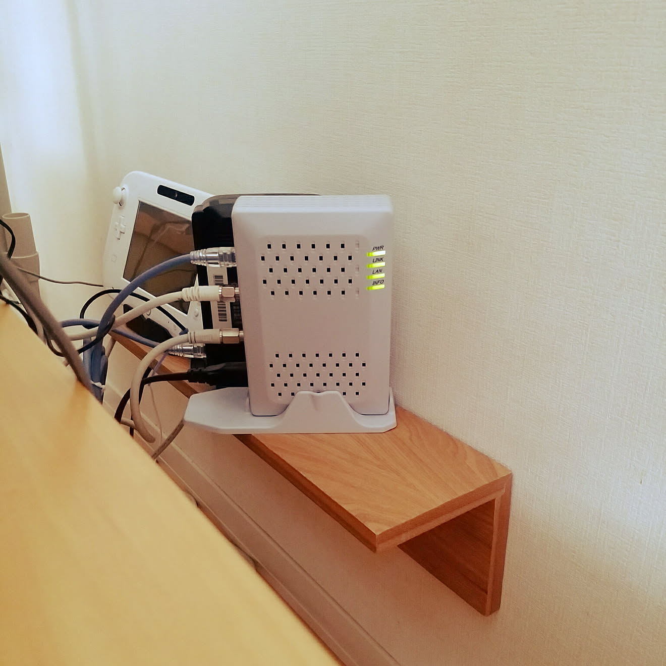 壁/天井/ルーター/配線問題/賃貸/賃貸アパート&hellip;などのインテリア実例 20180612 095758 ｜ RoomClip