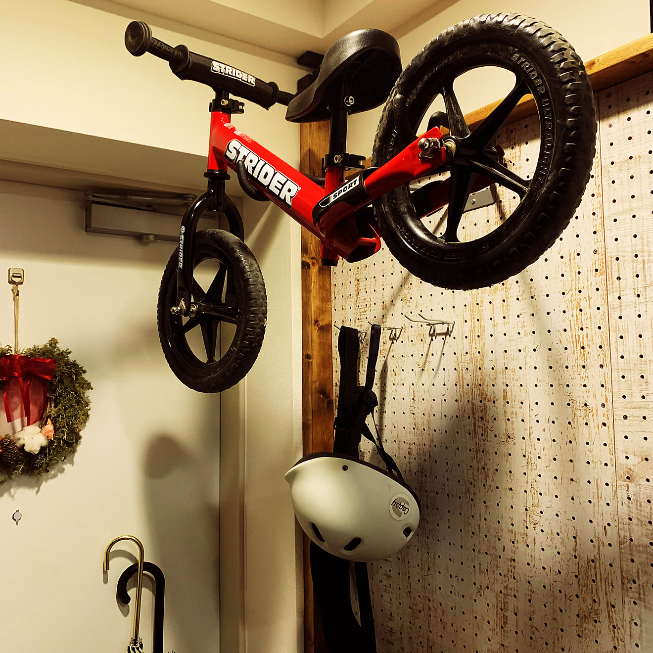 壁掛け自転車/壁掛け/ストライダー/DIY/玄関/入り口のインテリア実例 20210430 151633 ｜ RoomClip