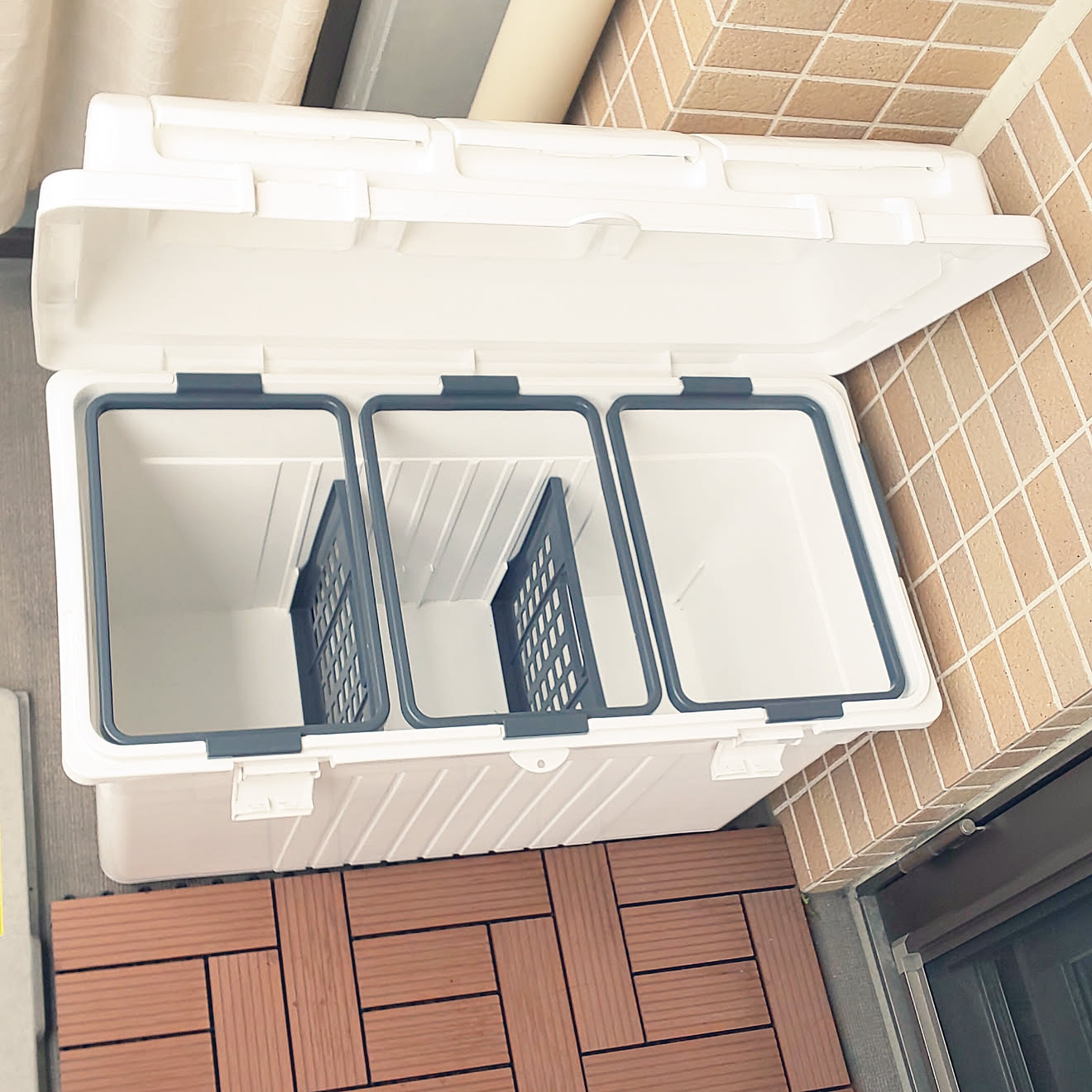 ゴミ箱/ベランダ/玄関/入り口/連投失礼します/屋外用ごみ箱&hellip;などのインテリア実例 20190531 131251