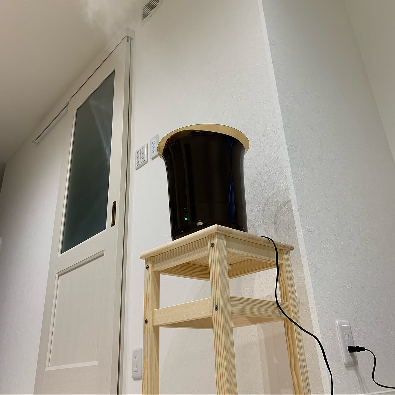 棚/BRUNO/加湿器/加湿器置き場/オドヴァル N スツール&hellip;などのインテリア実例 20190126 202735